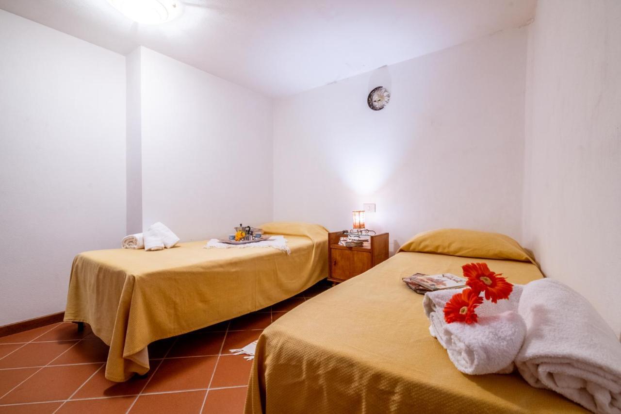 Al Giardino Degli Ulivi Guest House Santa Maria Albiano Eksteriør bilde